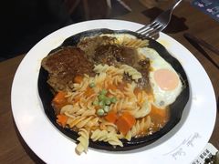 -豪客来牛排(空港华联店)