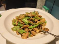 -绿草地·湘菜(7mall店)