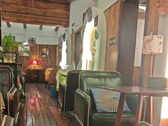 -爱上层楼咖啡馆(为公桥店)