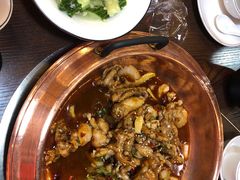 -虾弄弄海派小龙虾·牛羊蝎子火锅