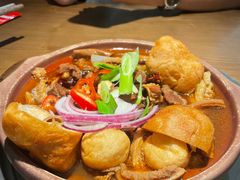 -蔡婶牛腩牛杂煲(长安万科店)