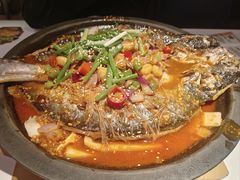 -鸣记脆皮烤鱼·海鲜烤鱼(三八广场店)
