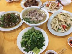 -荣生萝卜汤饭店