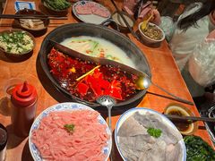 -周小明火锅(黑金冠社区店)