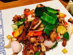 -云海肴·汽锅鸡·云南菜(天山百盛优客店)