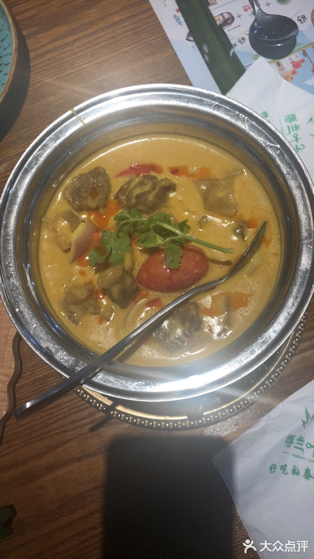好吃不贵泰国菜#，和闺蜜约在火车站就近找的