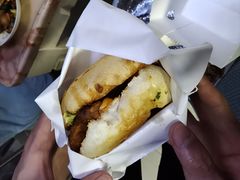 -必胜客(威高广场店)