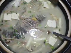 -土砂锅生态山庄·非遗砂锅雅鱼