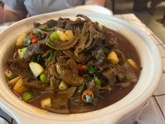 -顶峰夜宴·龙虾烧烤大排档(九江学院店)