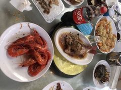 -三亚火车头万人海鲜广场