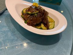 -海派美食·家宴海鲜青岛菜·石锅鲽鱼头(东方城店)