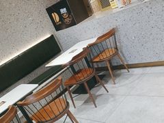 -德克士(亚中商城店)