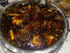 -肖肖酸萝卜鱼火锅(总店)