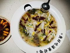 -江渔儿酸菜鱼·拔草餐厅(虎门君乐汇店)