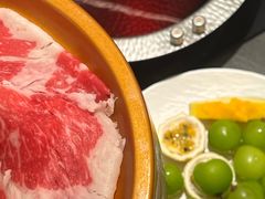 -牛YO寿喜烧·铁板烧和牛火锅自助(市府恒隆店)
