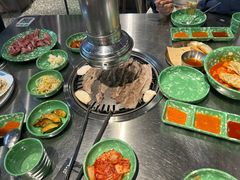 -欧巴炭烤肉오빠숯불구이(南京东路店)