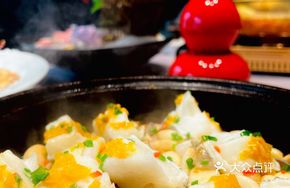 Stone Pot Garlic Baked Cod