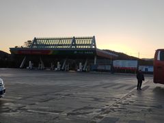-武定停车区（京昆高速昆明方向）-地上停车场