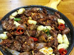 -老东镇啤酒屋海鲜加工·蒸汽海鲜·海鲜烧烤(台东店)