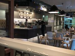 -瑞幸咖啡(1+1大厦店)