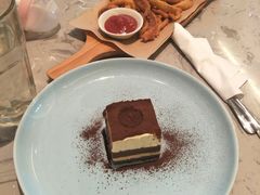 -必胜客(经开万达店)