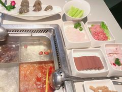 -海底捞火锅(九久奥特莱斯店)