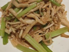 -鑫真味私房菜馆