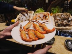 -大中华希尔顿酒店-念自助餐·嗨啤·小龙虾