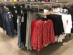 -H&M(鹏欣水游城店)