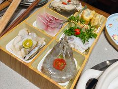 -四点金粥底火锅(沂州里店)