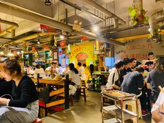 大堂-钢管厂歆瑞源油卤串串香(春熙路太古里店)