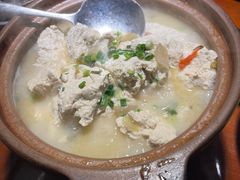 -魏铭鱼头捞饭(晋阳路店)