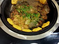 -山妹子铁锅炖