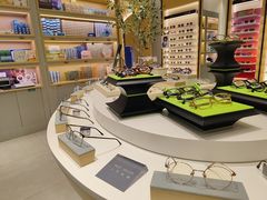 -博士眼镜(罗湖喜荟城店)