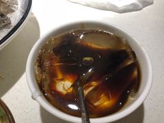 -墨居上隐·院子里火锅(峨眉店)
