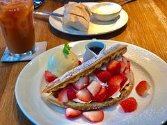 -ROAST coffee & eatery