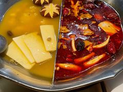 -湊湊火锅·茶憩(杭州湖滨银泰in77店)