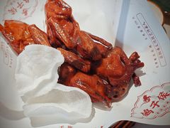脆皮乳鸽-鸽子侯·家宴·平价海鲜(绿地店)