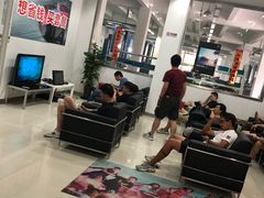 -上海绿地东一汽马自达4S店(彭浦新村店)