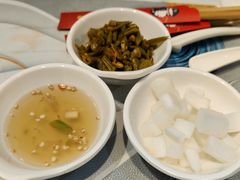 -丽丽三鲜螺蛳粉(田林路店)