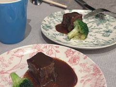 -广州万富希尔顿酒店·感趣自助餐厅·金秋蟹宴生蚝海鲜刺身
