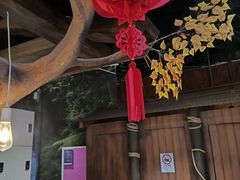 -暴风岛沉浸式体验馆(百联世纪店)