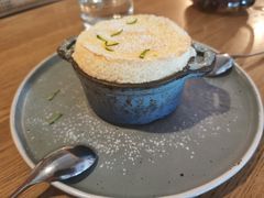 特制百香果舒芙蕾-The Rug(三里屯店)