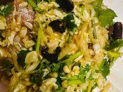 蜇皮白菜丝-关二碳烤羊腿(龙翔路店)