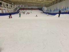 -乔波室内滑雪场