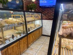面包甜点陈列柜-BROAD面包路·欧式面包(龙湖时代C馆店)