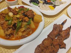 新疆大盘鸡-巴扎美食·新疆菜·西域歌舞表演餐厅(新疆大厦店)