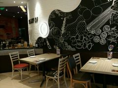 大堂-必胜客(湘隆店)