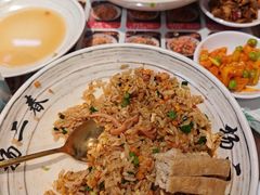 -扬二春炒饭(国庆路总店)