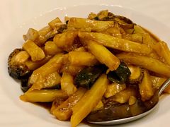 鲍鱼烧土豆-开海·红岛海鲜虾水饺(石老人店)